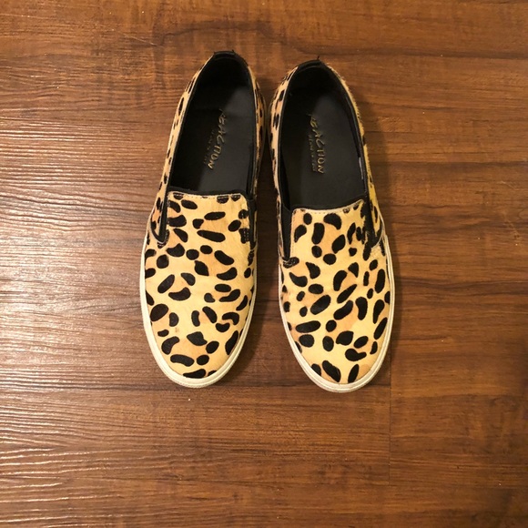 kenneth cole reaction leopard slip ons